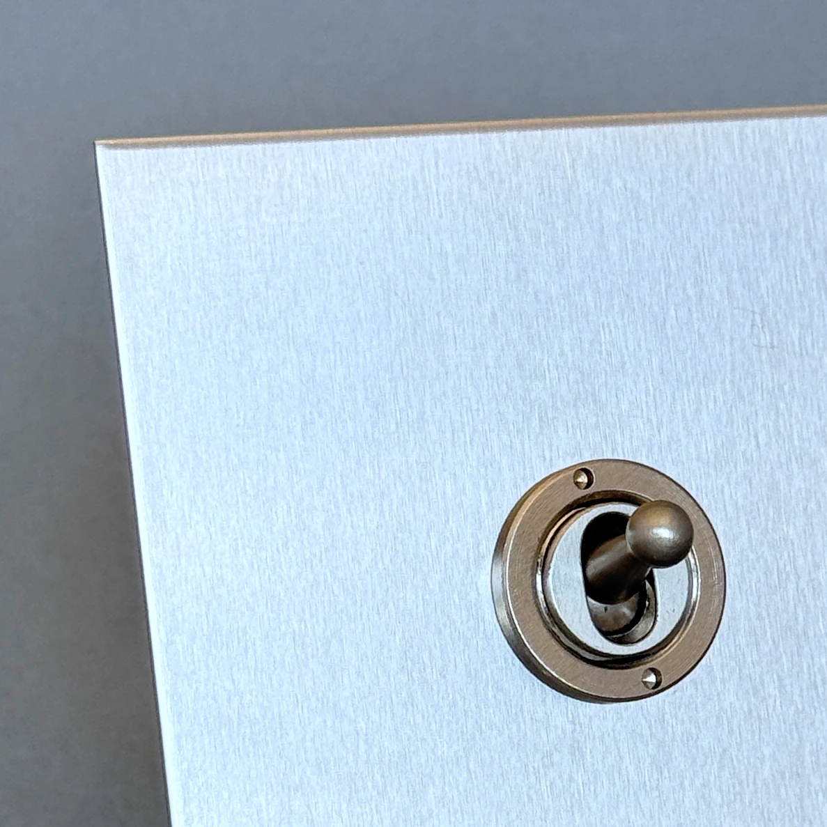 Finition en inox brossé